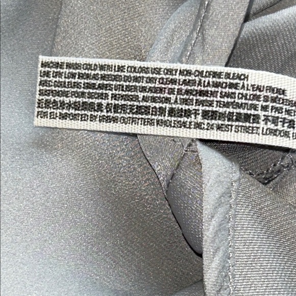 Chic Gray Pencil Skirt for Women - Picture 10 of 11